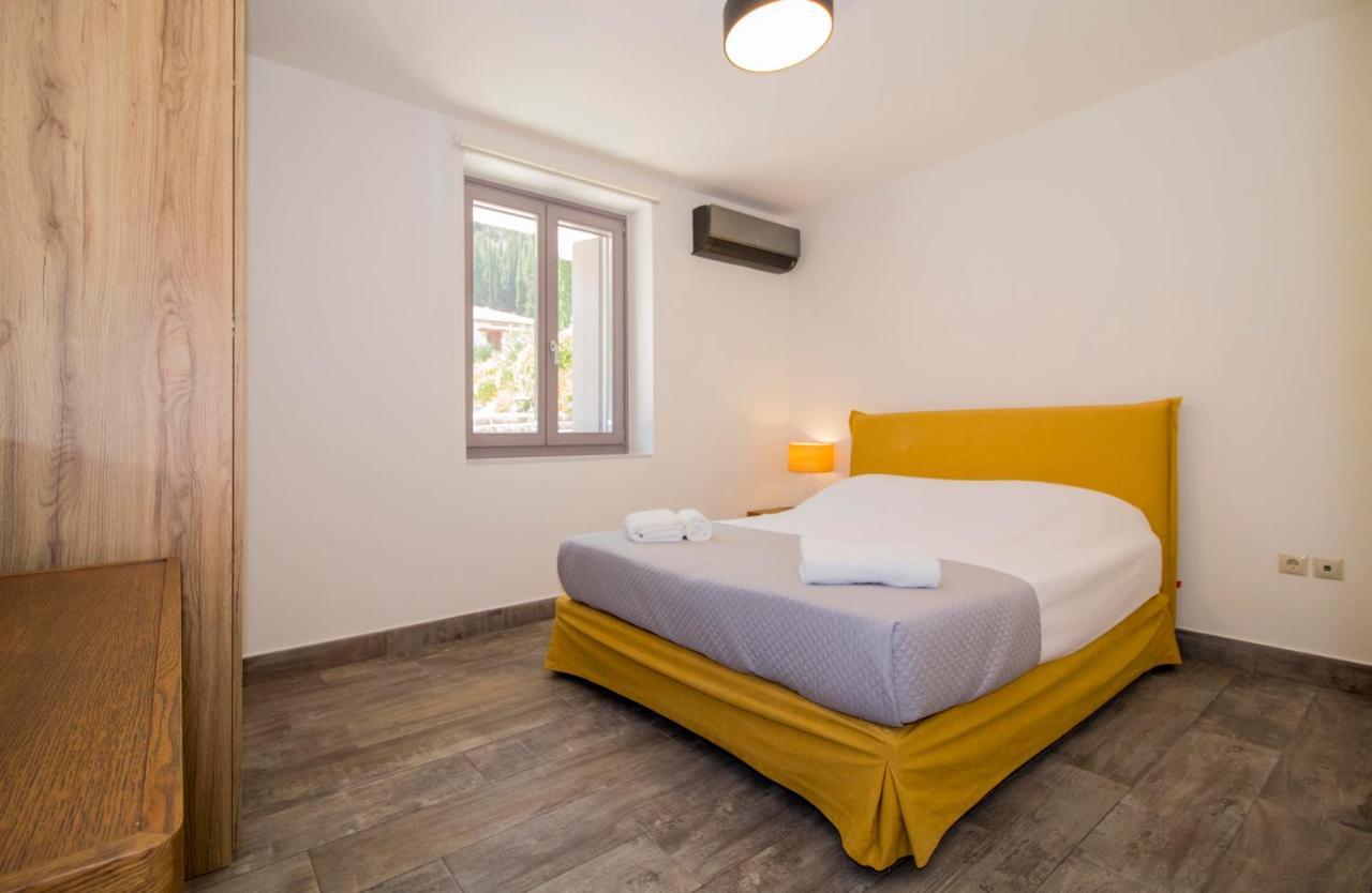 Laconian Collection Mystras Residence Ground Floor 외부 사진